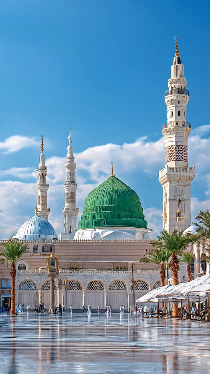 Green Dome and minarets of Al-Masjid an-Nabawi in Madinah